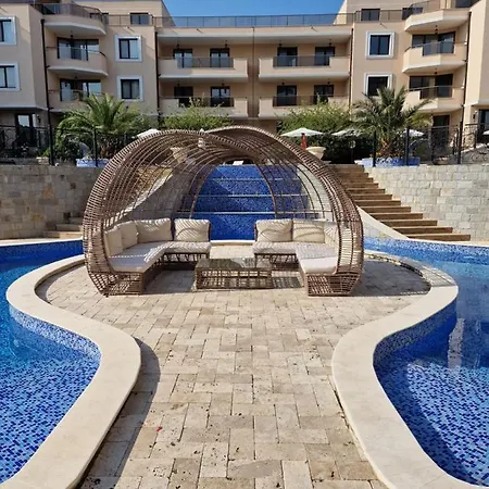 Premium 2 Bedroom Flat At Millennium 2 * Szveti Vlasz