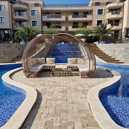 Premium 2 Bedroom Flat At Millennium 2 * Свети-Влас