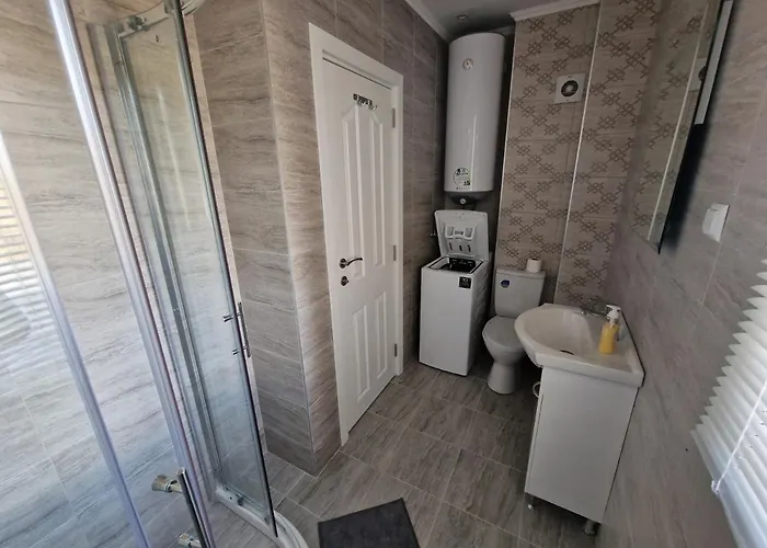 Апартамент Premium 2 Bedroom Flat At Millennium 2 Свети Влас